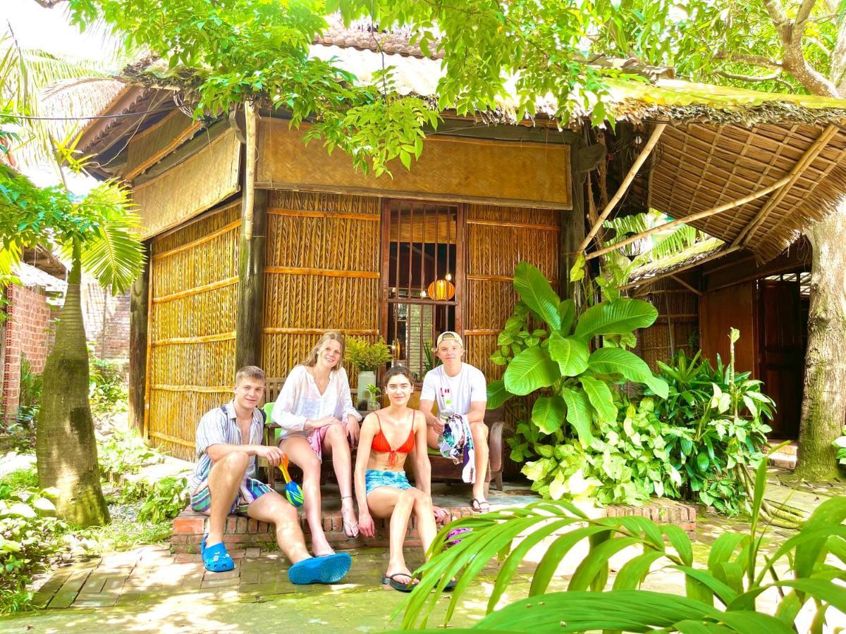 Under The Coconut Tree Hoi An Homestay エクステリア 写真